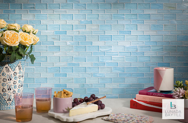 Kitchen backsplash with Lapis Mingle in Aerial Natural by Lunada Bay Tile