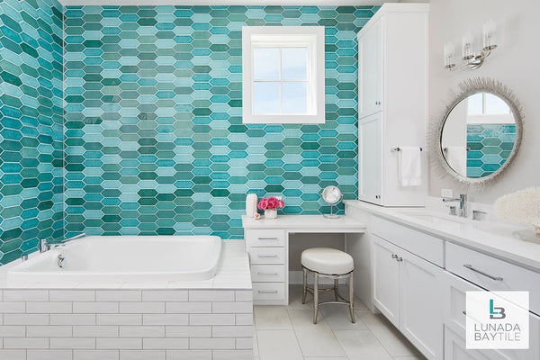 Bathroom with Watercolors Picket O'keefe - Design by Kimball Bonamici - Photo by Andrea_Calo